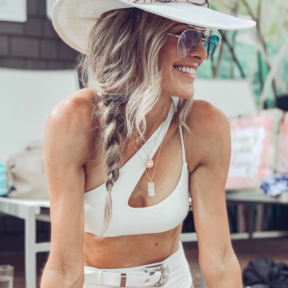 Meet your Posher, Alison